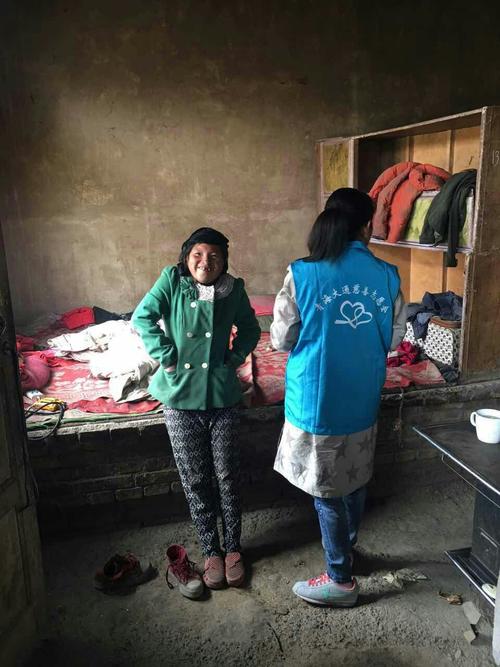 走访贫困户记录内容简短